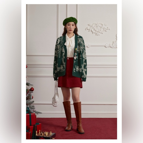 BNWT Christmas Wool Blend Cardigan with Removable Ornaments - Picture 5 of 9